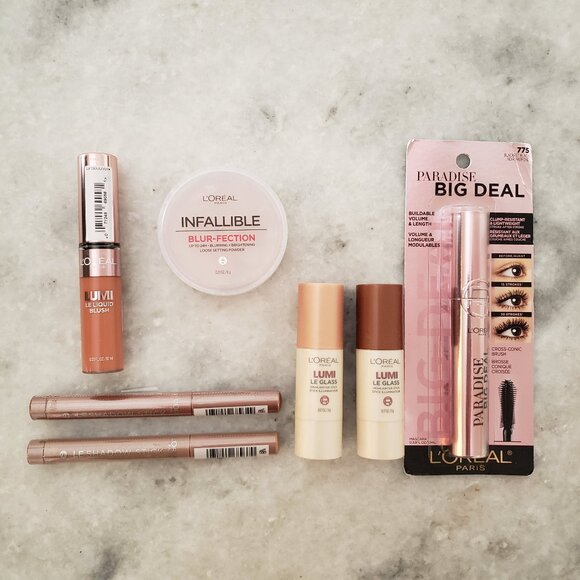 New Loreal Makeup Bundle - Picture 1 of 3